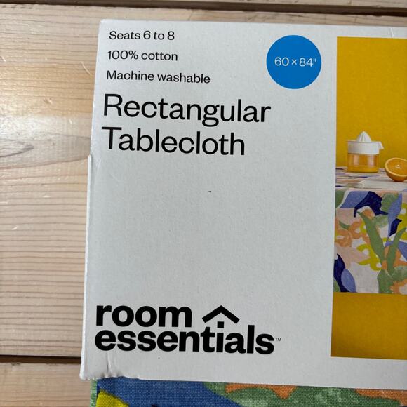 Room Essentials NWT Bright Floral Rectangular Cotton Tablecloth 60x84 - Picture 2 of 3